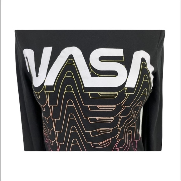 Nwt NASA Long Sleeve Graphic T Shirt - Picture 2 of 6